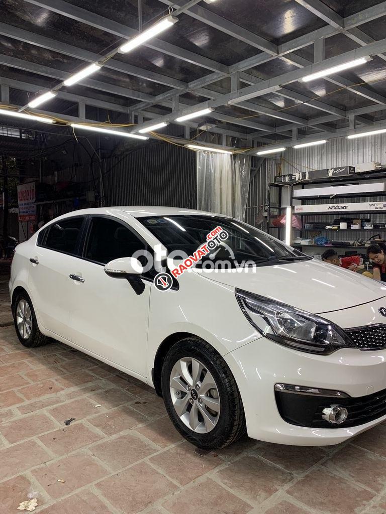 Bán Kia Rio AT năm sản xuất 2016, màu trắng, nhập khẩu nguyên chiếc-1