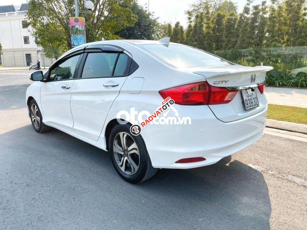 Cần bán gấp Honda City AT năm sản xuất 2014, màu trắng-3