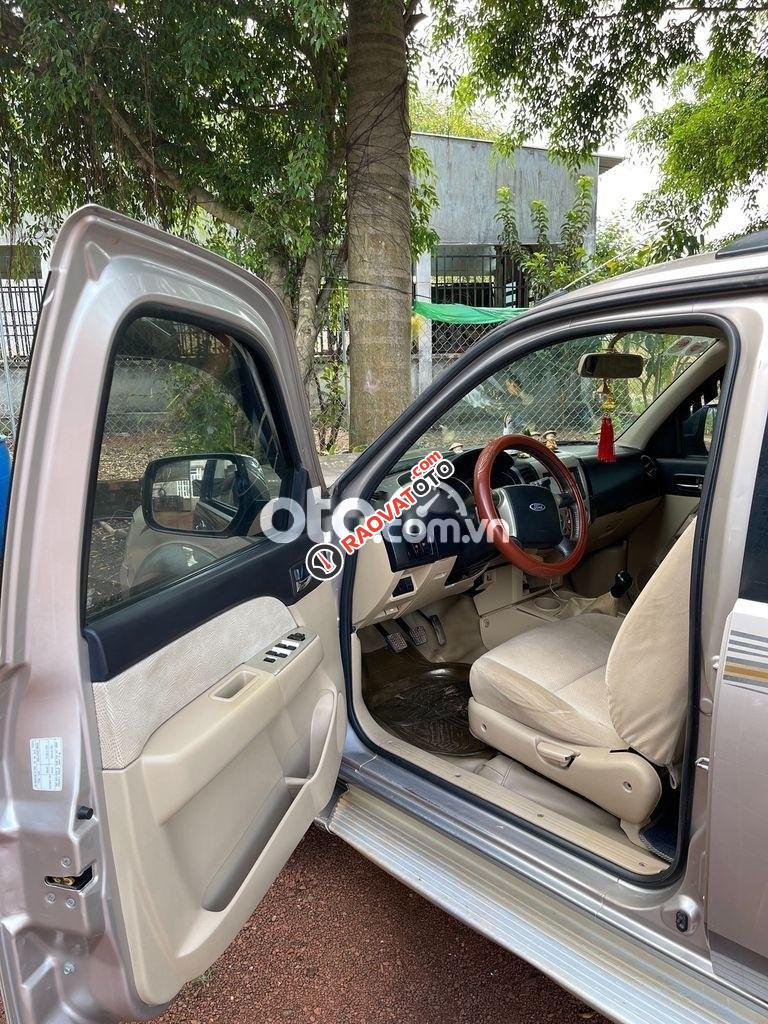 Bán ô tô Ford Everest MT sản xuất năm 2008, giá 285tr-2