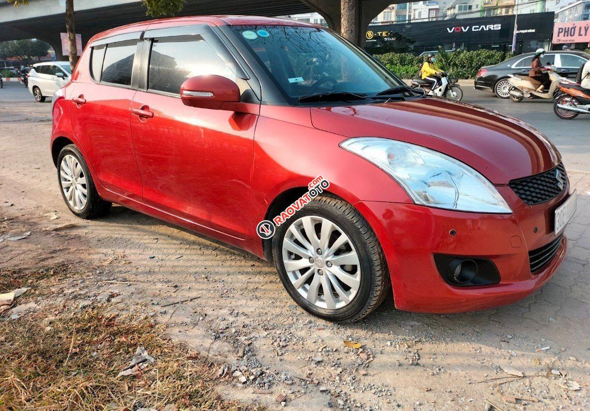 Cần bán Suzuki Swift 1.4AT sản xuất năm 2015, màu đỏ-8