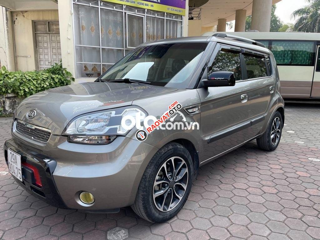 Cần bán gấp Kia Soul năm 2010, màu xám, xe nhập, 315tr-2