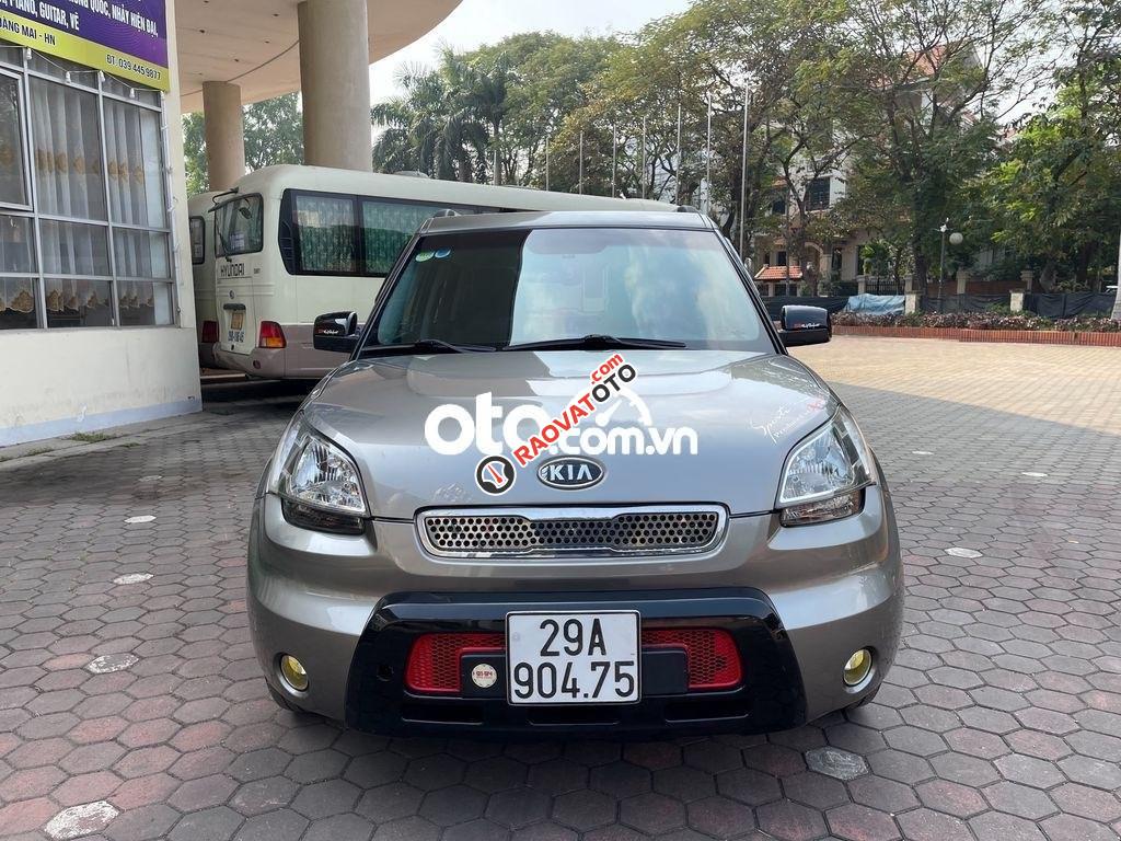 Cần bán gấp Kia Soul năm 2010, màu xám, xe nhập, 315tr-0