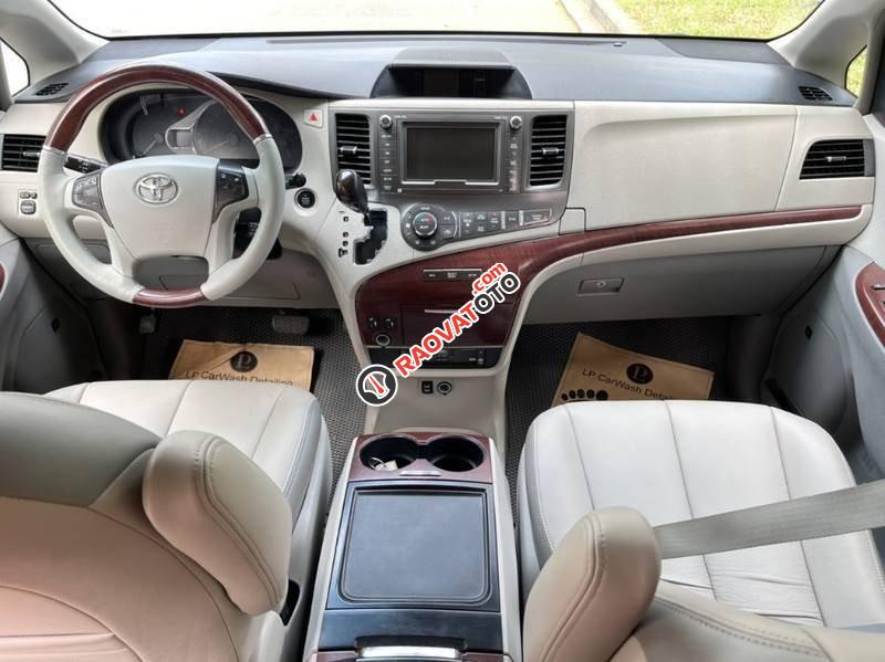 Bán ô tô Toyota Sienna Limited sản xuất 2012, màu trắng-4