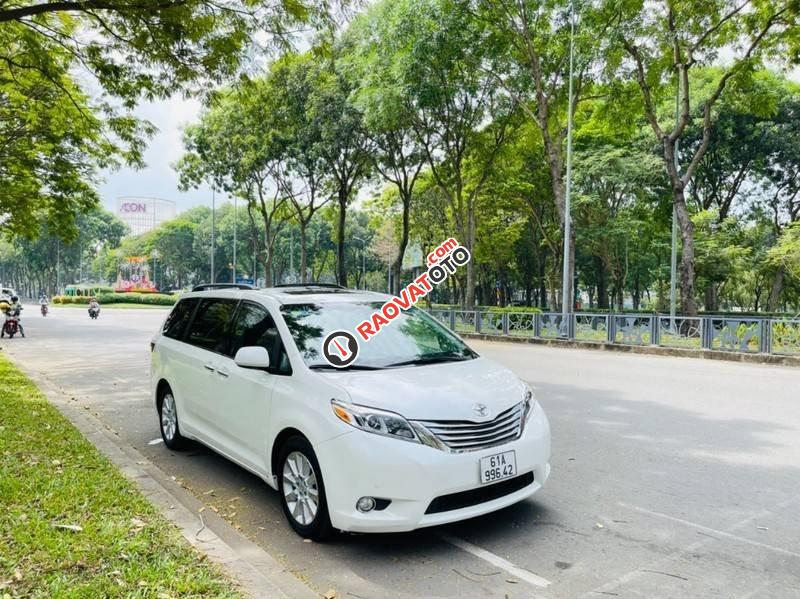 Bán ô tô Toyota Sienna Limited sản xuất 2012, màu trắng-14