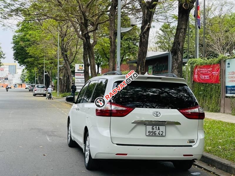 Bán ô tô Toyota Sienna Limited sản xuất 2012, màu trắng-12