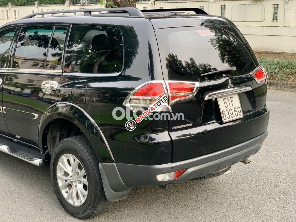 Cần bán gấp Mitsubishi Pajero Sport 4x2 AT năm 2016, màu đen-3