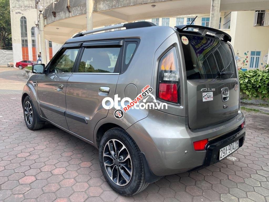 Cần bán gấp Kia Soul năm 2010, màu xám, xe nhập, 315tr-3