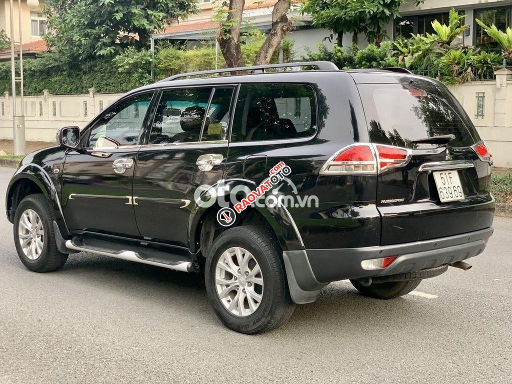 Cần bán gấp Mitsubishi Pajero Sport 4x2 AT năm 2016, màu đen-5
