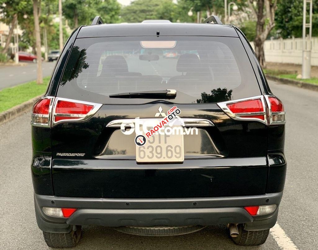 Cần bán gấp Mitsubishi Pajero Sport 4x2 AT năm 2016, màu đen-6