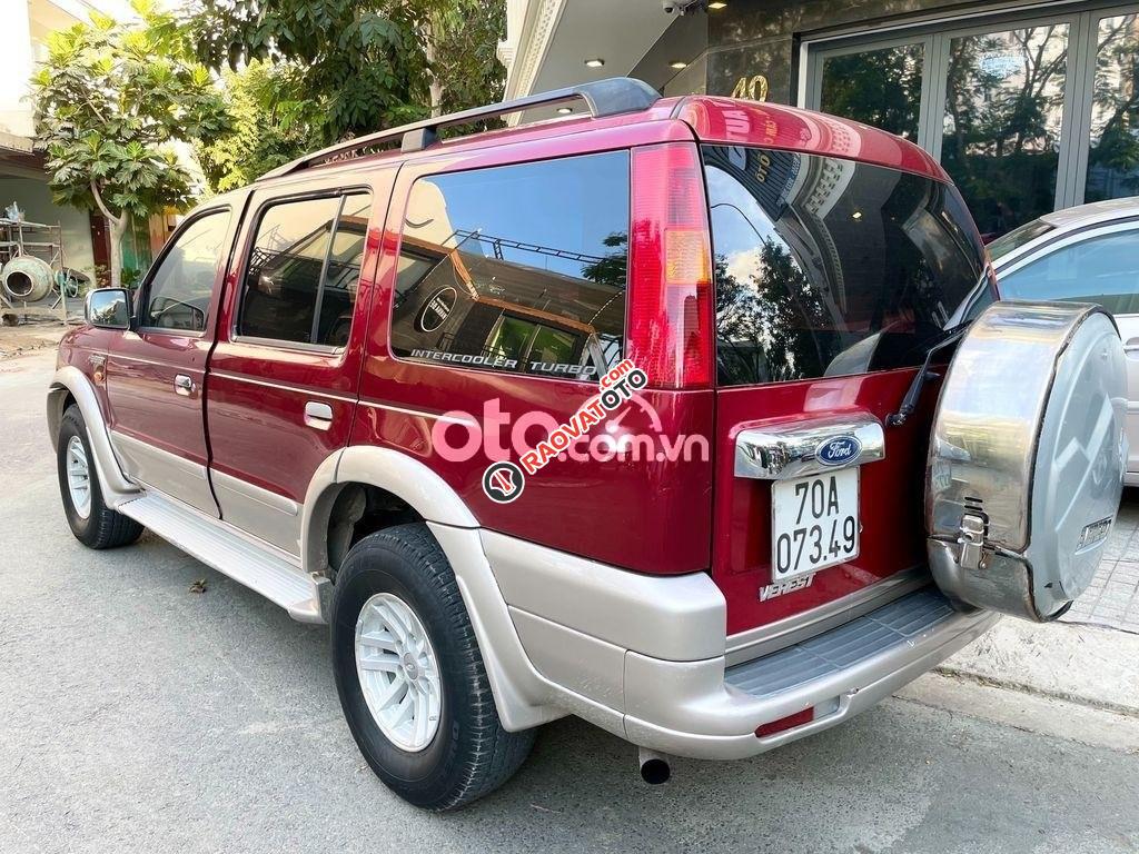 Cần bán gấp Ford Everest MT năm 2005, màu đỏ giá cạnh tranh-8