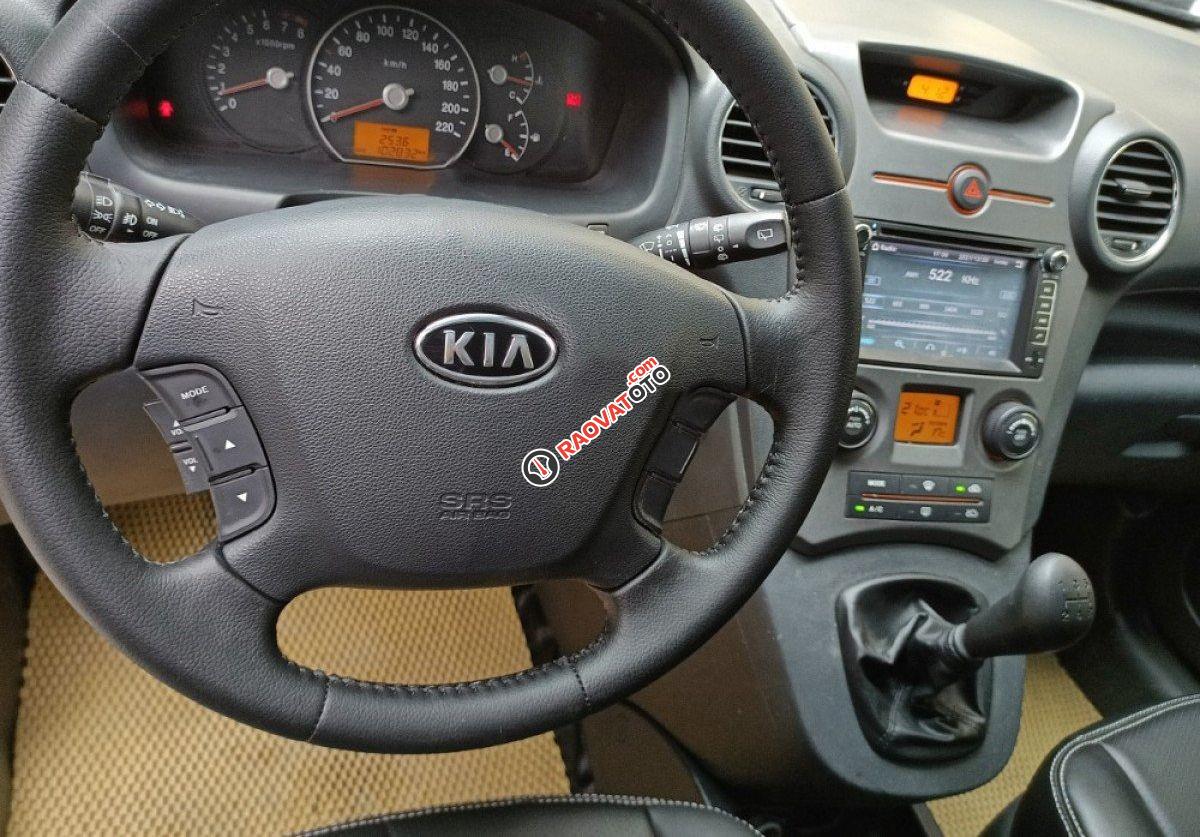 Cần bán Kia Carens 2.0 MT năm sản xuất 2016, màu nâu  -7