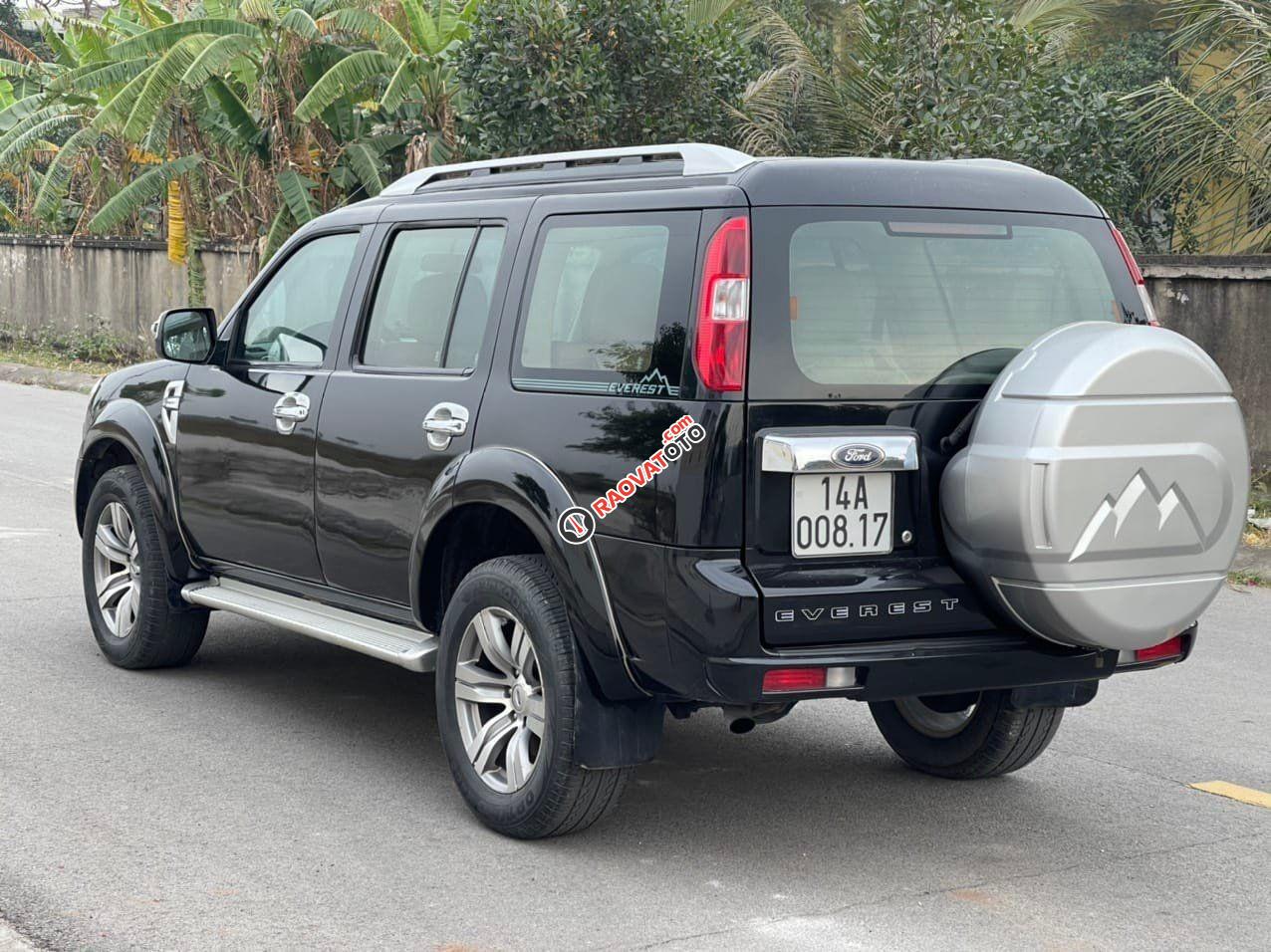 Bán Ford Everest AT năm sản xuất 2011, màu đen-3
