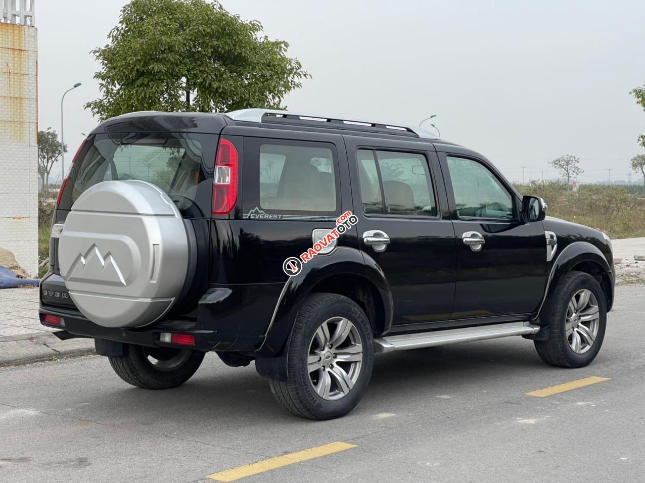 Bán Ford Everest AT năm sản xuất 2011, màu đen-5