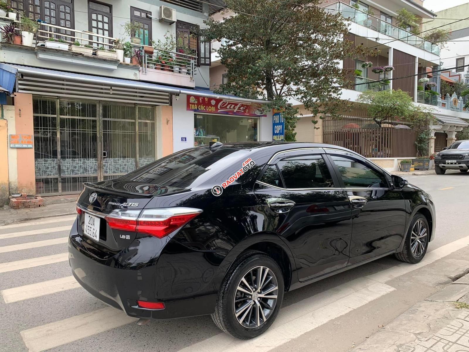Xe Toyota Corolla Altis 1.8G AT năm sản xuất 2019, màu đen-2