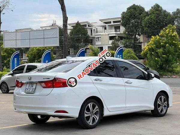 Cần bán gấp Honda City 1.5 AT năm 2016, màu trắng-2