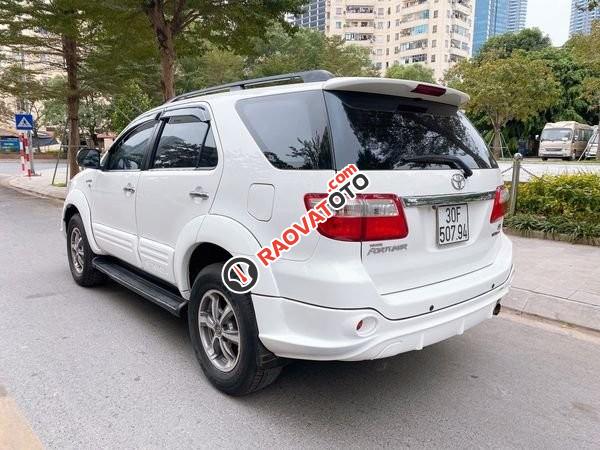 Cần bán gấp Toyota Fortuner Sportivo sản xuất năm 2012, màu trắng-4