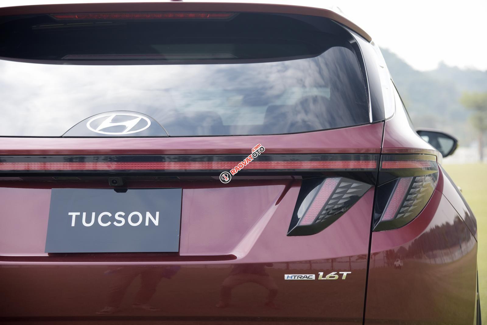 Bán Hyundai Tucson AT 2021, màu đỏ - Giảm 30tr trừ thẳng vào giá, hỗ trợ 50% thuế trước bạ, sẵn xe giao ngay-4