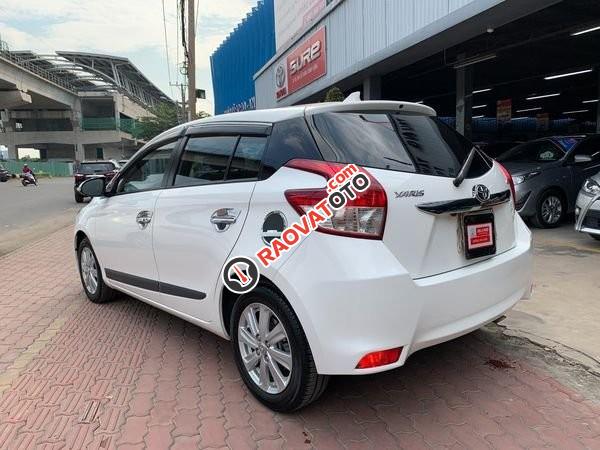 Bán xe Toyota Yaris 1.3G năm sản xuất 2015, màu trắng, giá tốt-3