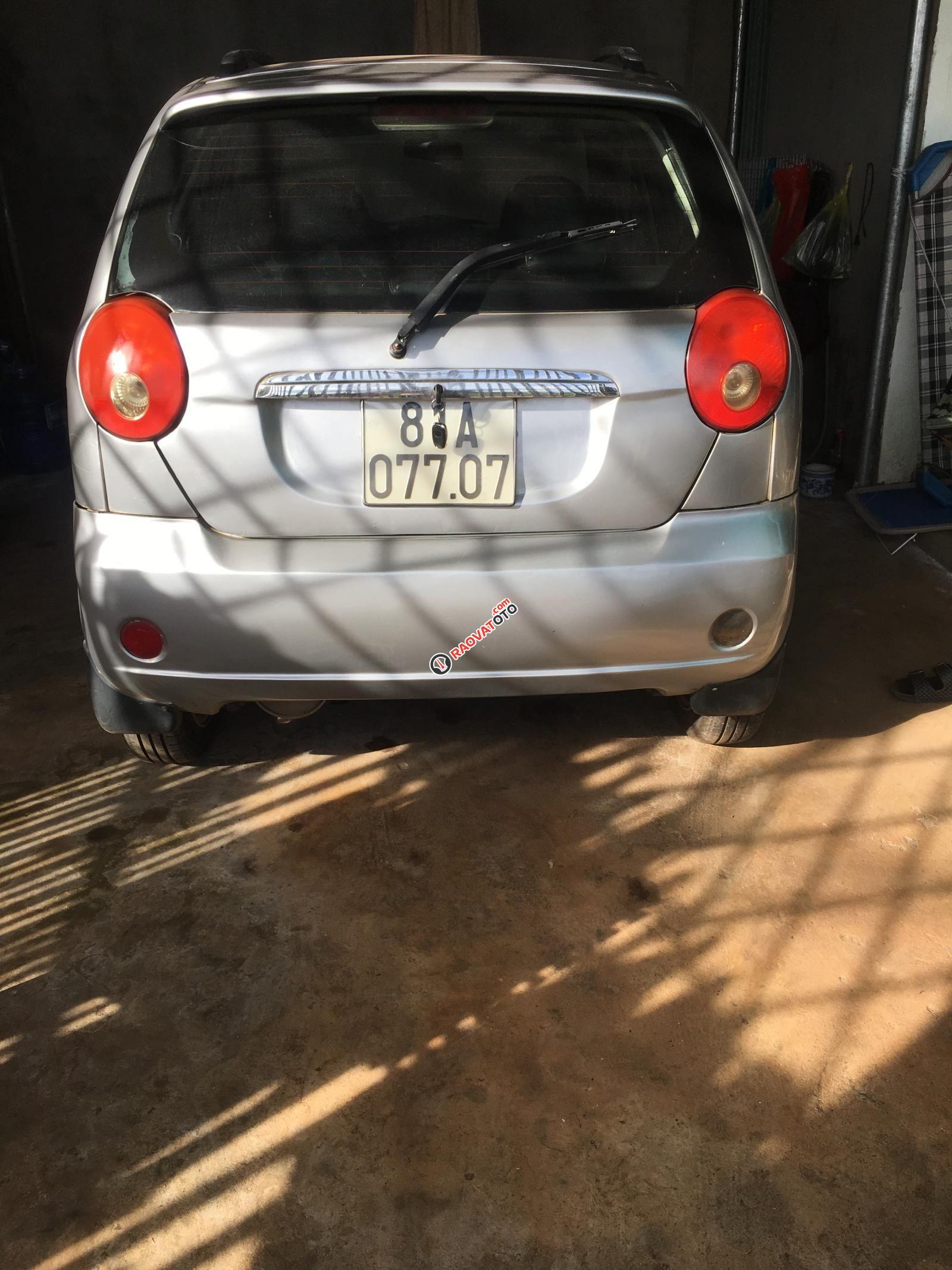 Cần bán Chevrolet Spark MT đời 2010 xe gia đình giá chỉ 95tr, xe gia đình đang sử dụng, xe mua về che nắng mưa chống dịch-2