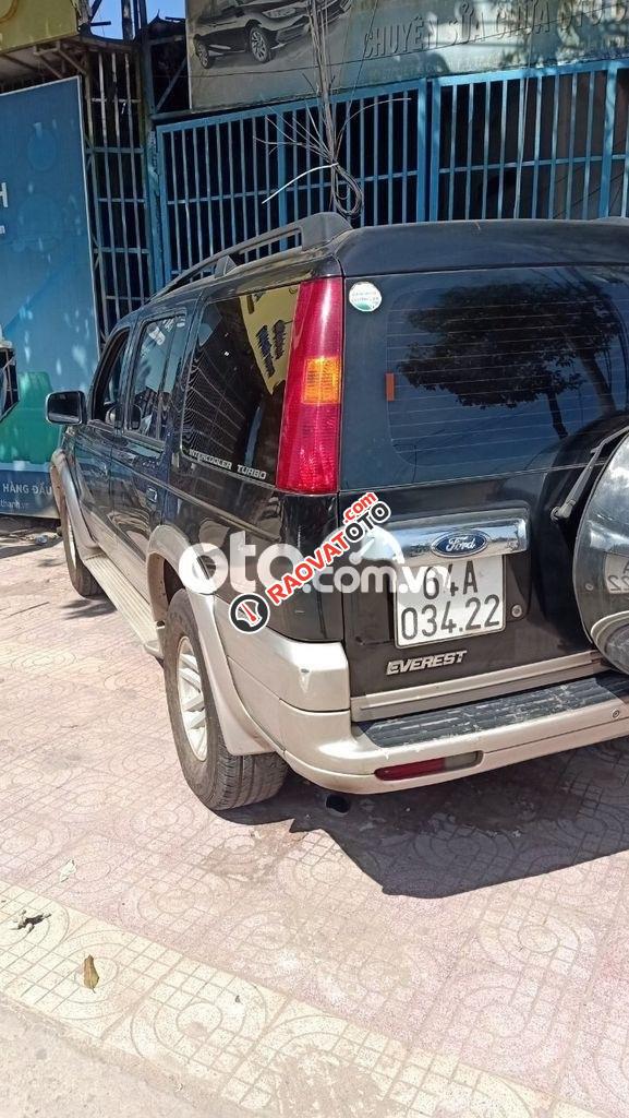 Xe Ford Everest MT năm 2005, xe nhập-10