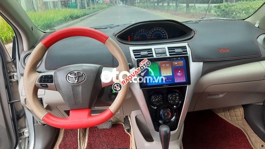 Cần bán Toyota Vios G năm sản xuất 2011, màu bạc, 325 triệu-3