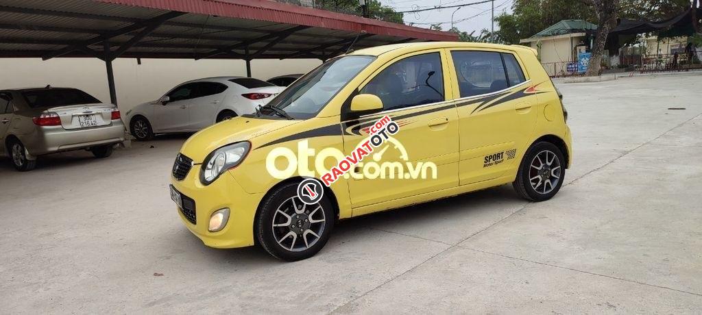 Cần bán Kia Morning MT sản xuất năm 2012, màu vàng-0