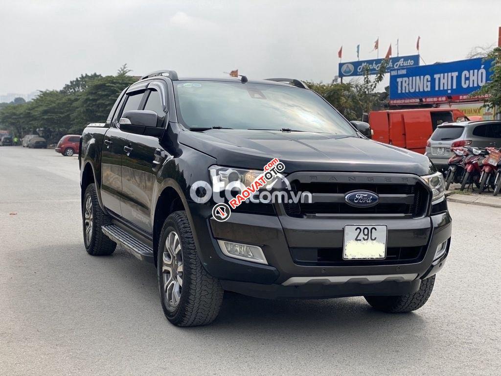 Cần bán lại xe Ford Ranger Wildtrak 3.2 năm 2016, màu đen, nhập khẩu nguyên chiếc-1