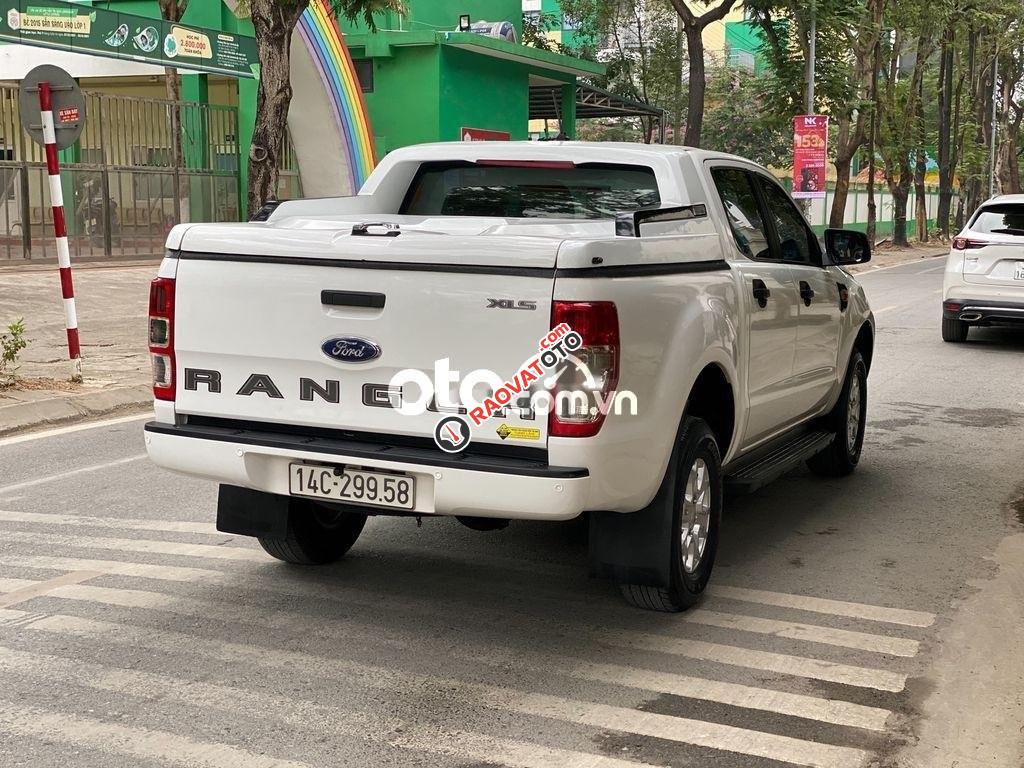 Xe Ford Ranger XLS 4x2 AT năm 2020, màu trắng, xe nhập giá cạnh tranh-10