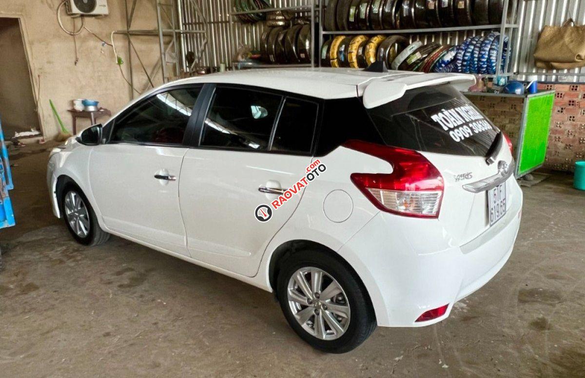 Bán Toyota Yaris 1.3G sản xuất 2016, màu trắng, nhập khẩu Thái Lan chính chủ-3