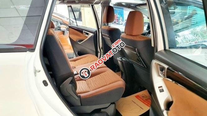 Cần bán lại xe Toyota Innova G sản xuất 2016, màu trắng-3