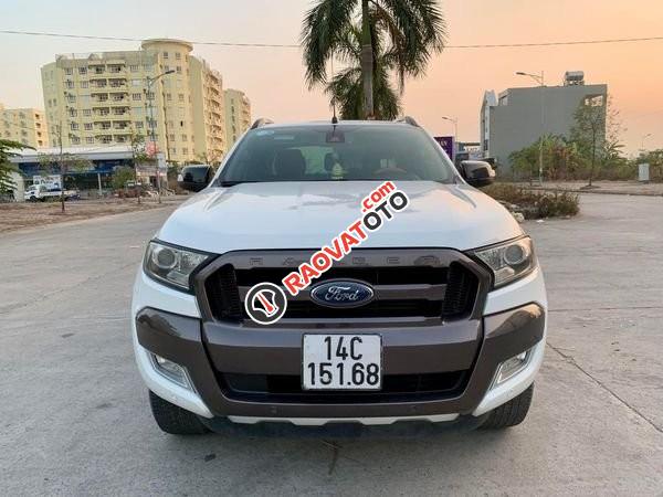 Bán ô tô Ford Ranger Wildtrak 3.2 năm sản xuất 2015, màu trắng đẹp như mới-0