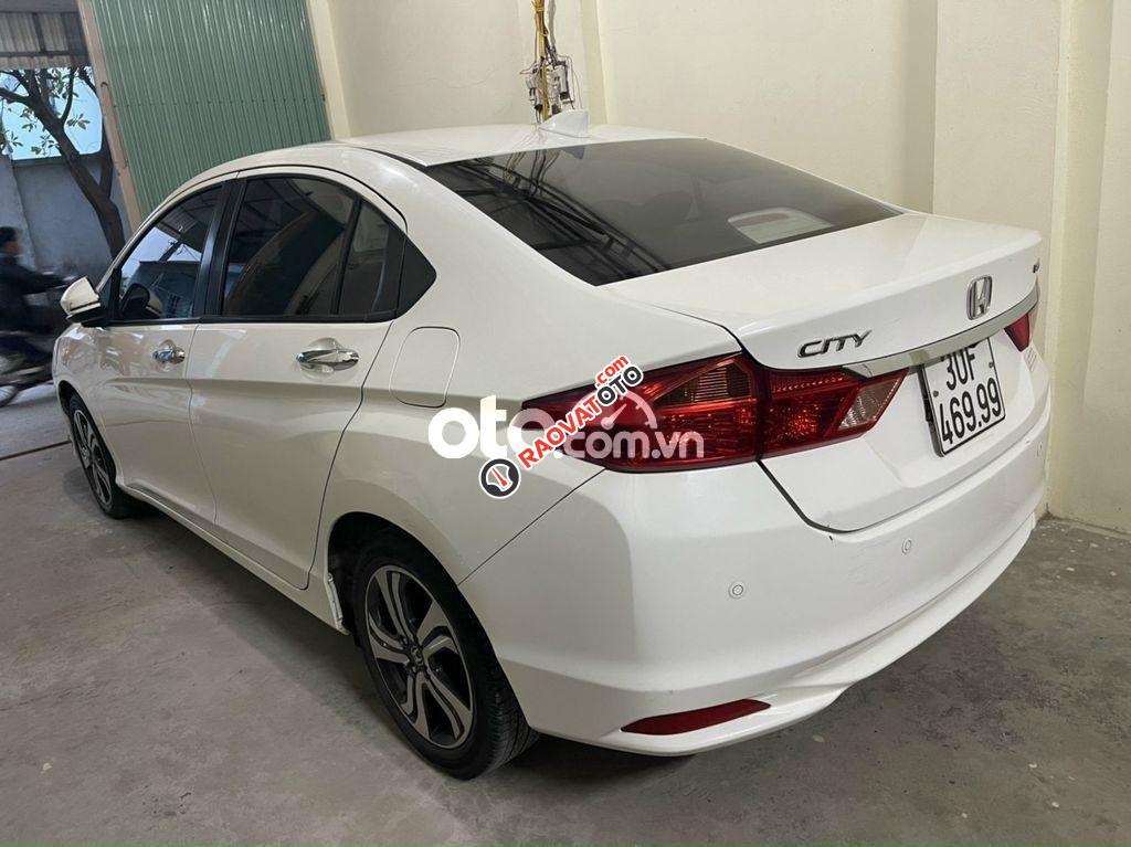 Cần bán xe Honda City 1.5AT sản xuất năm 2014, màu trắng-1