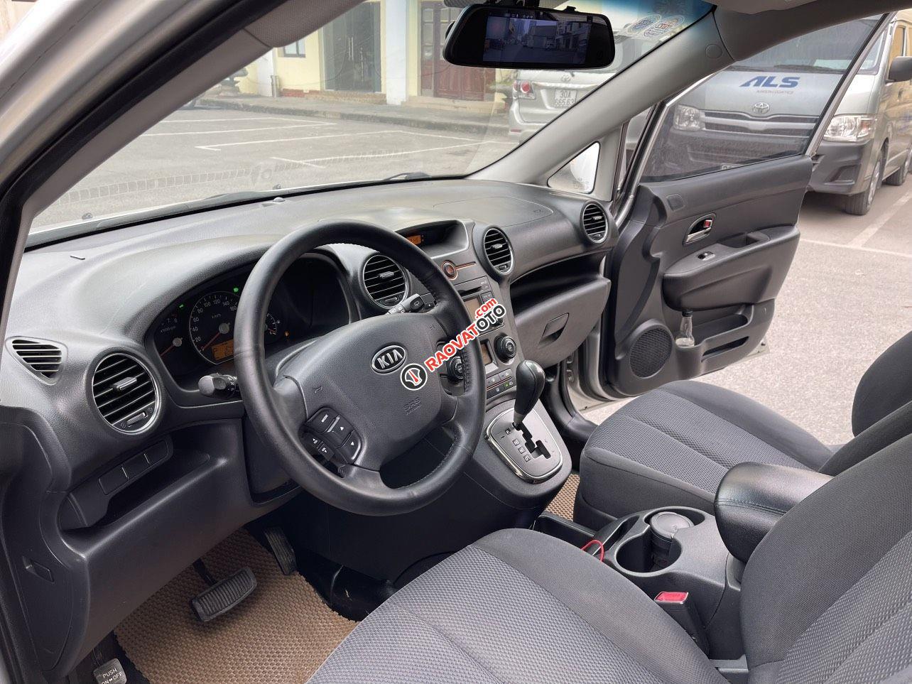 Bán xe Kia Carens sản xuất 2011 xe được trang bị full đồ đẹp căng, giá cạnh tranh-2