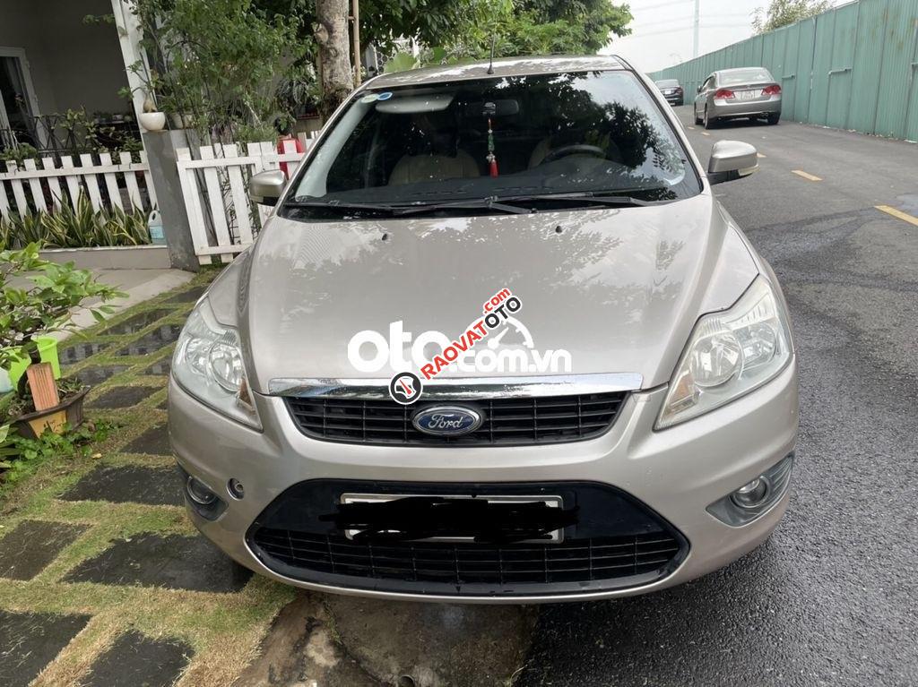 Cần bán xe Ford Focus AT năm sản xuất 2011, màu vàng cát-4