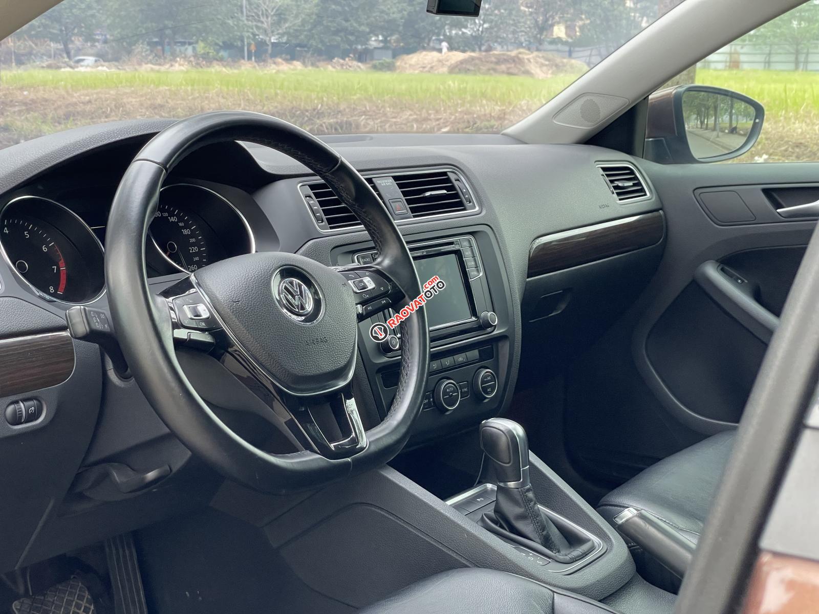 Cần bán Volkswagen Jetta 1.4 I4 TSI nhập khẩu Đức, đk 2018 - hỗ trợ trả góp lên đến 70%-0
