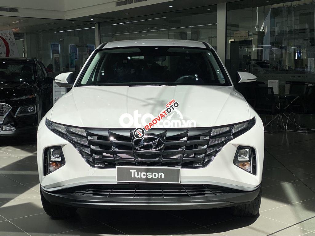 Bán ô tô Hyundai Tucson AT sản xuất 2021, màu trắng, 825 triệu-1