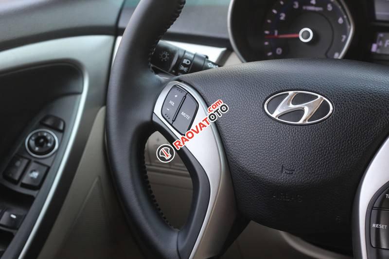 Bán Hyundai i30 AT năm sản xuất 2013, màu bạc, nhập khẩu, 398 triệu-13