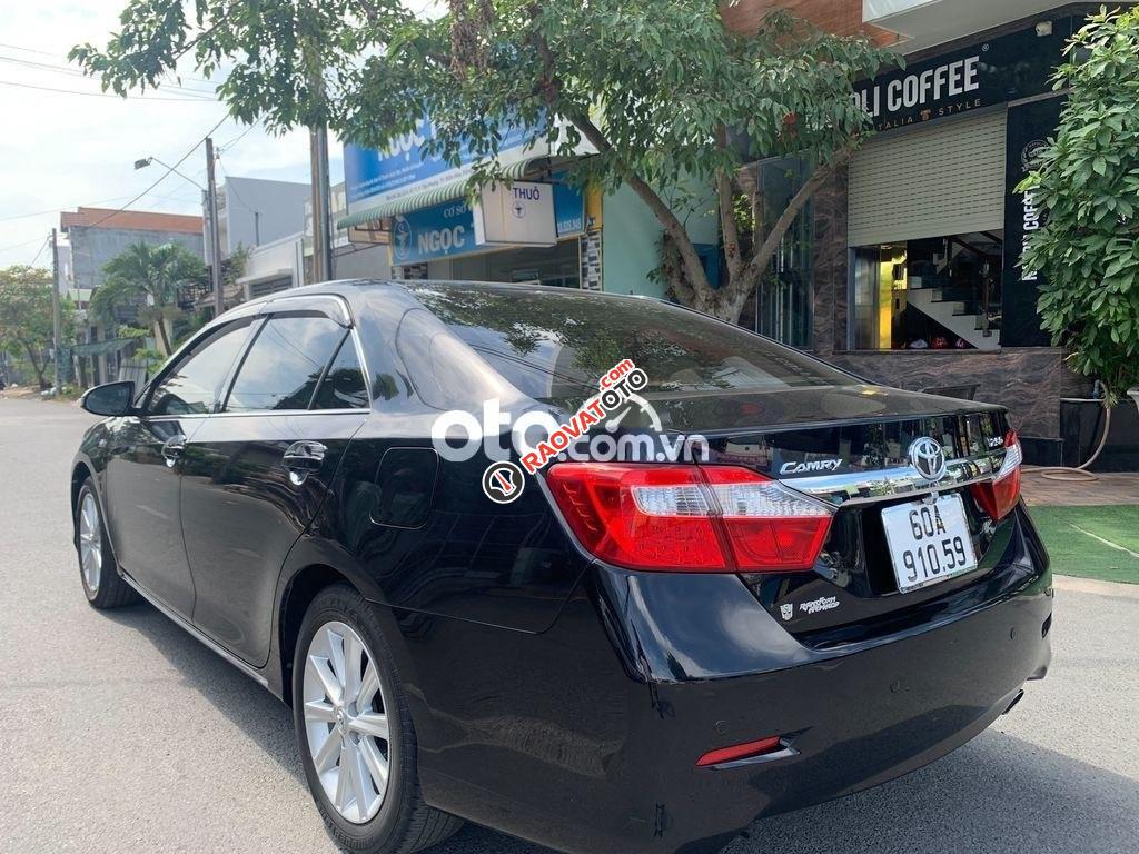 Cần bán Toyota Camry 2.5G năm 2014, màu đen, 680 triệu-7