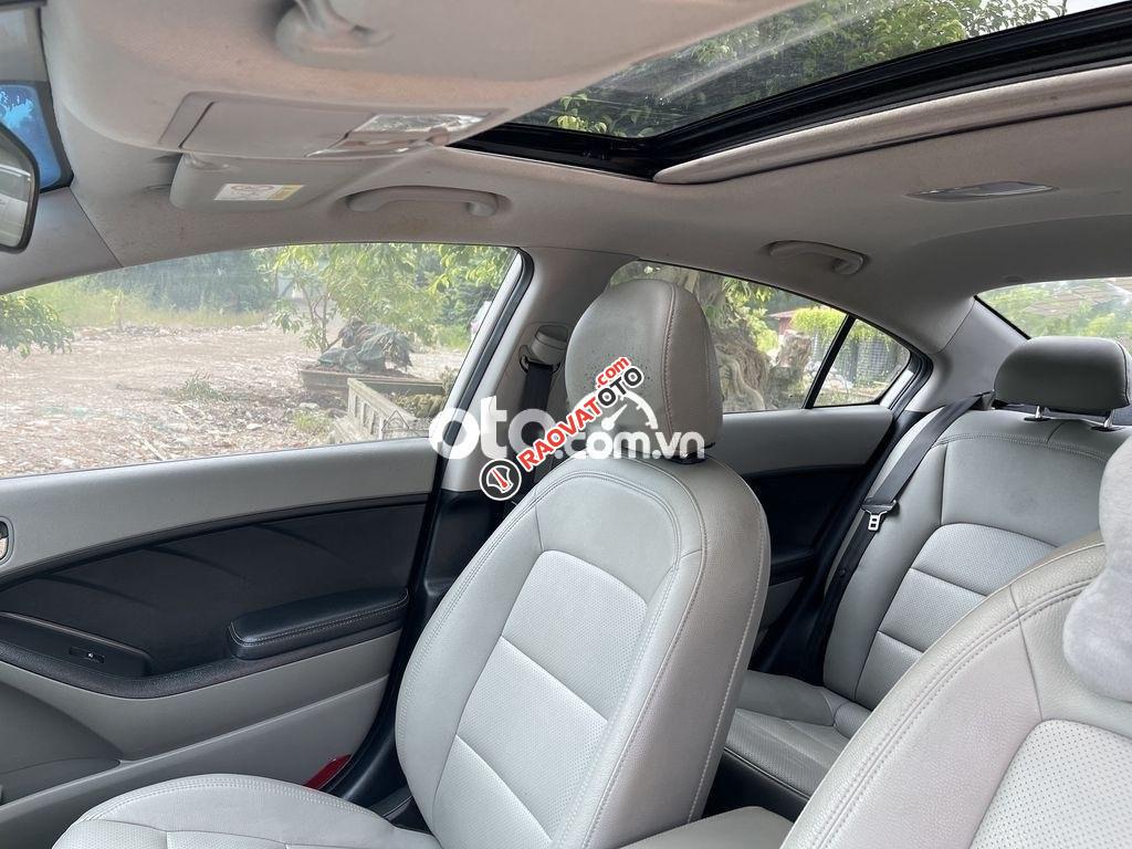 Cần bán lại xe Kia K3 2.0 sản xuất năm 2016, màu trắng, giá 480tr-0