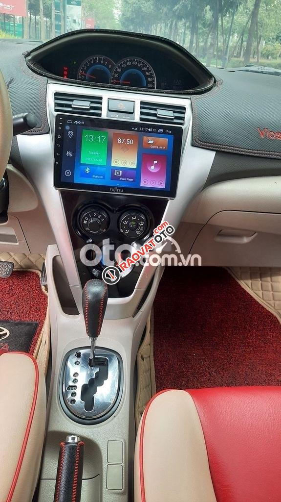 Cần bán Toyota Vios G năm sản xuất 2011, màu bạc, 325 triệu-1