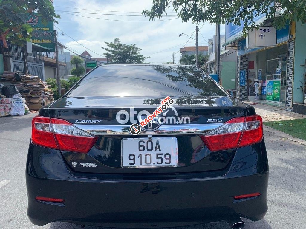 Cần bán Toyota Camry 2.5G năm 2014, màu đen, 680 triệu-8