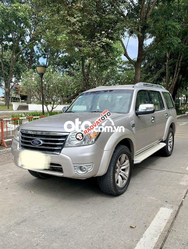 Cần bán gấp Ford Everest MT sản xuất 2012-0