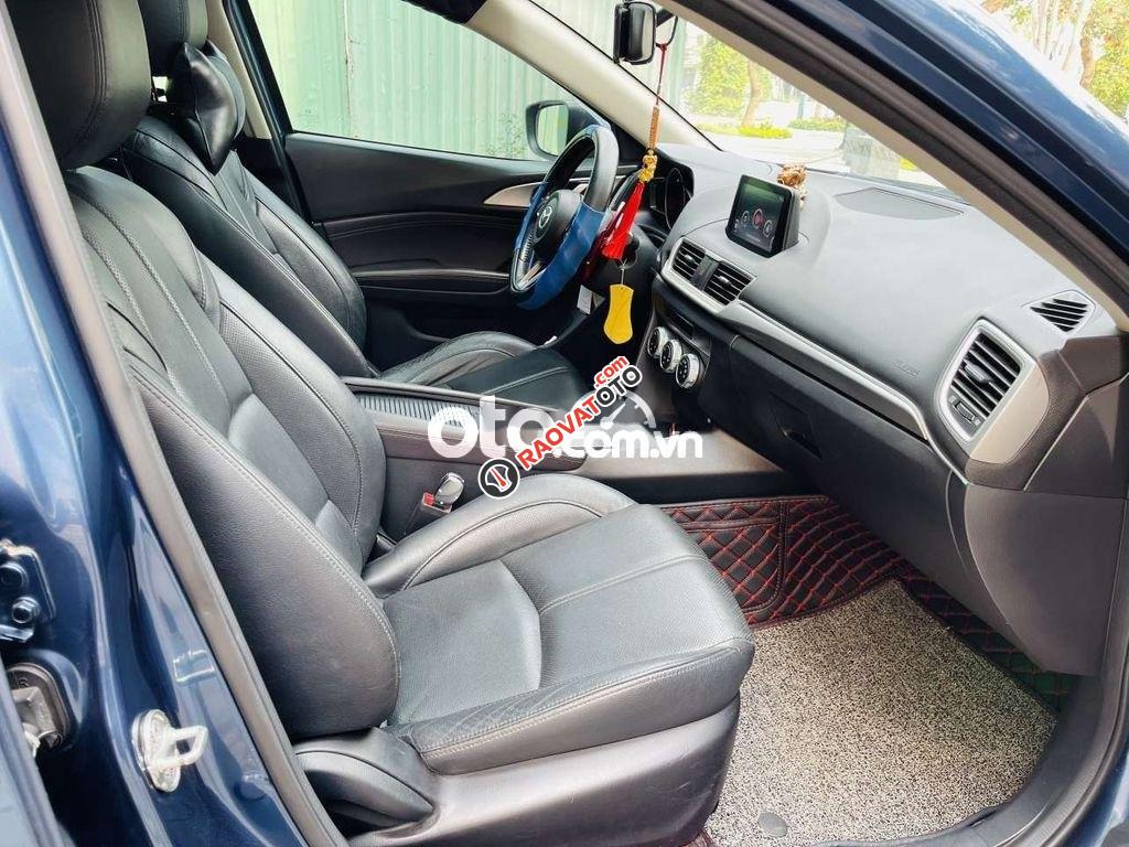 Cần bán lại xe Mazda 3 1.5  Facelift năm sản xuất 2017, màu xanh lam-1