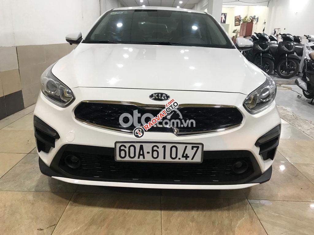 Bán xe Kia Cerato MT năm 2019, màu trắng -0