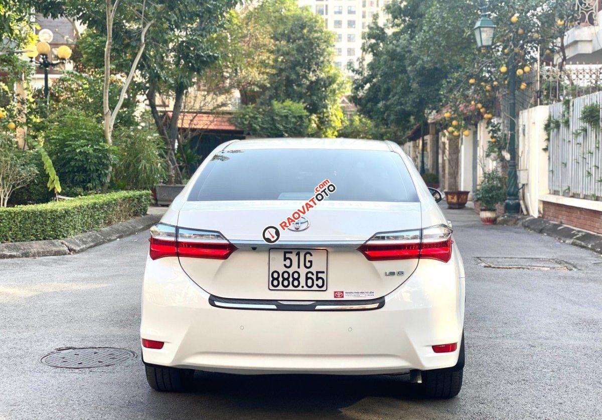 Cần bán Toyota Corolla Altis 1.8G đời 2019, màu trắng, 680tr-1