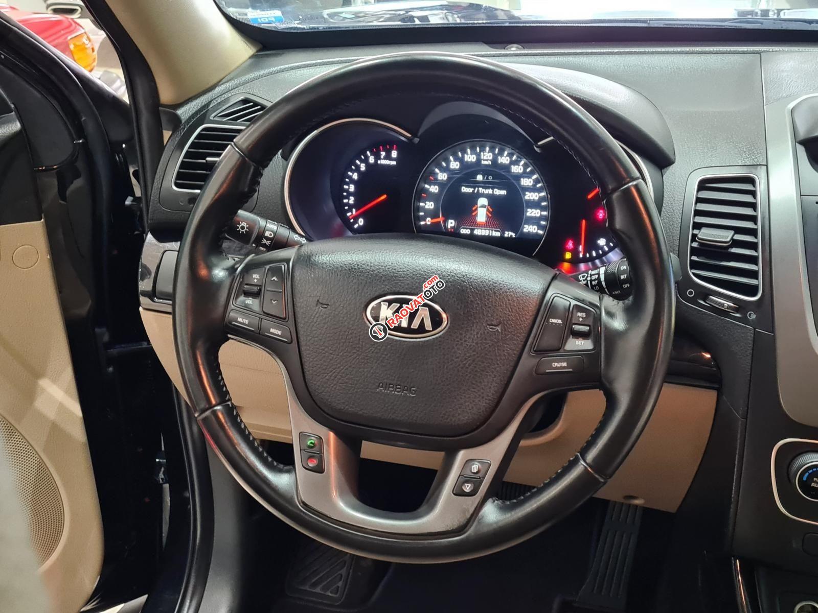 Kia Sorento GATH 2.4AT năm 2016, odo 48000km, xe cực đẹp, biển TPHCM, có hỗ trợ góp-4