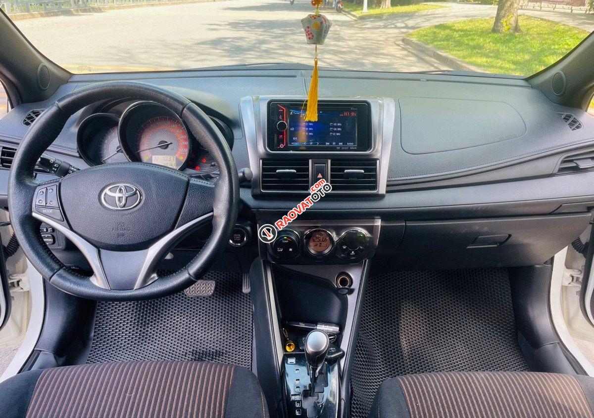 Cần bán Toyota Yaris G sản xuất năm 2016, màu trắng, xe nhập-4