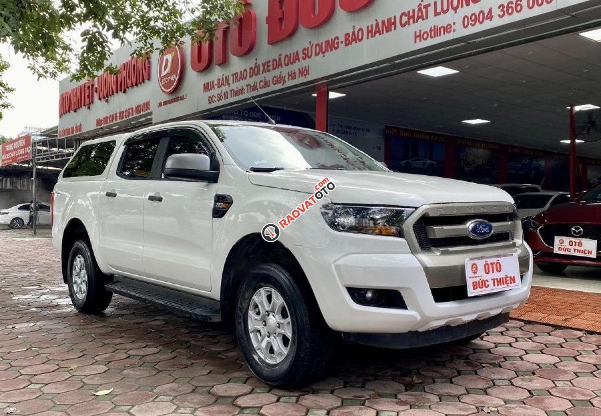 Cần bán lại xe Ford Ranger XLS 2.2L 4x2 MT sản xuất năm 2017, màu trắng, xe nhập-6