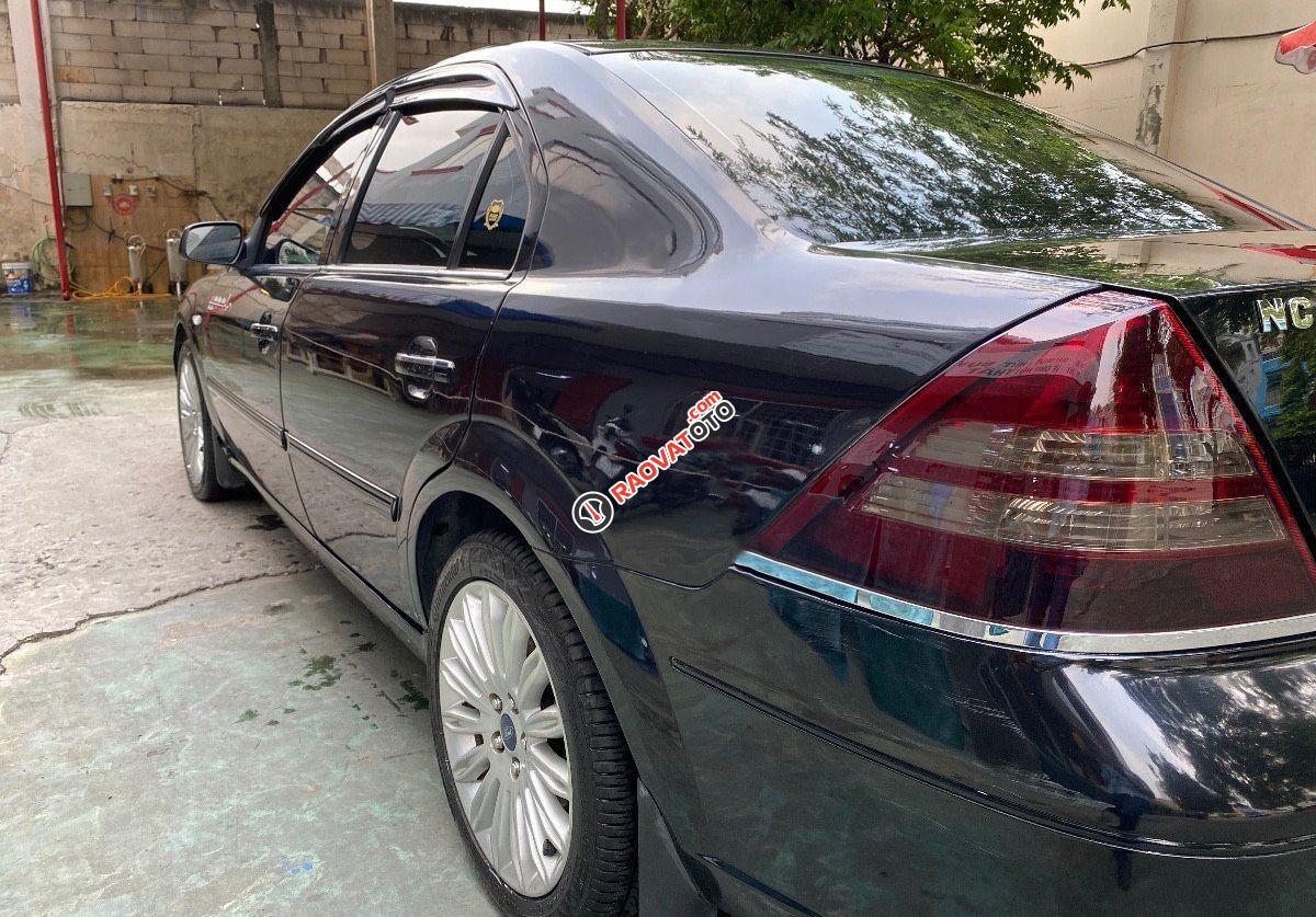 Bán Ford Mondeo 2.5 V6 năm 2005, màu đen, 210tr-6