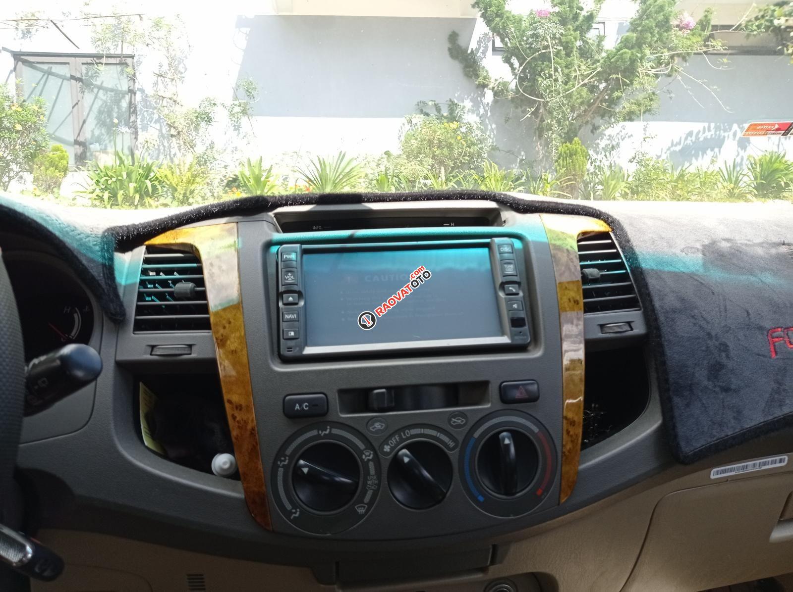 Cần bán lại xe Toyota Fortuner G sản xuất năm 2009-5